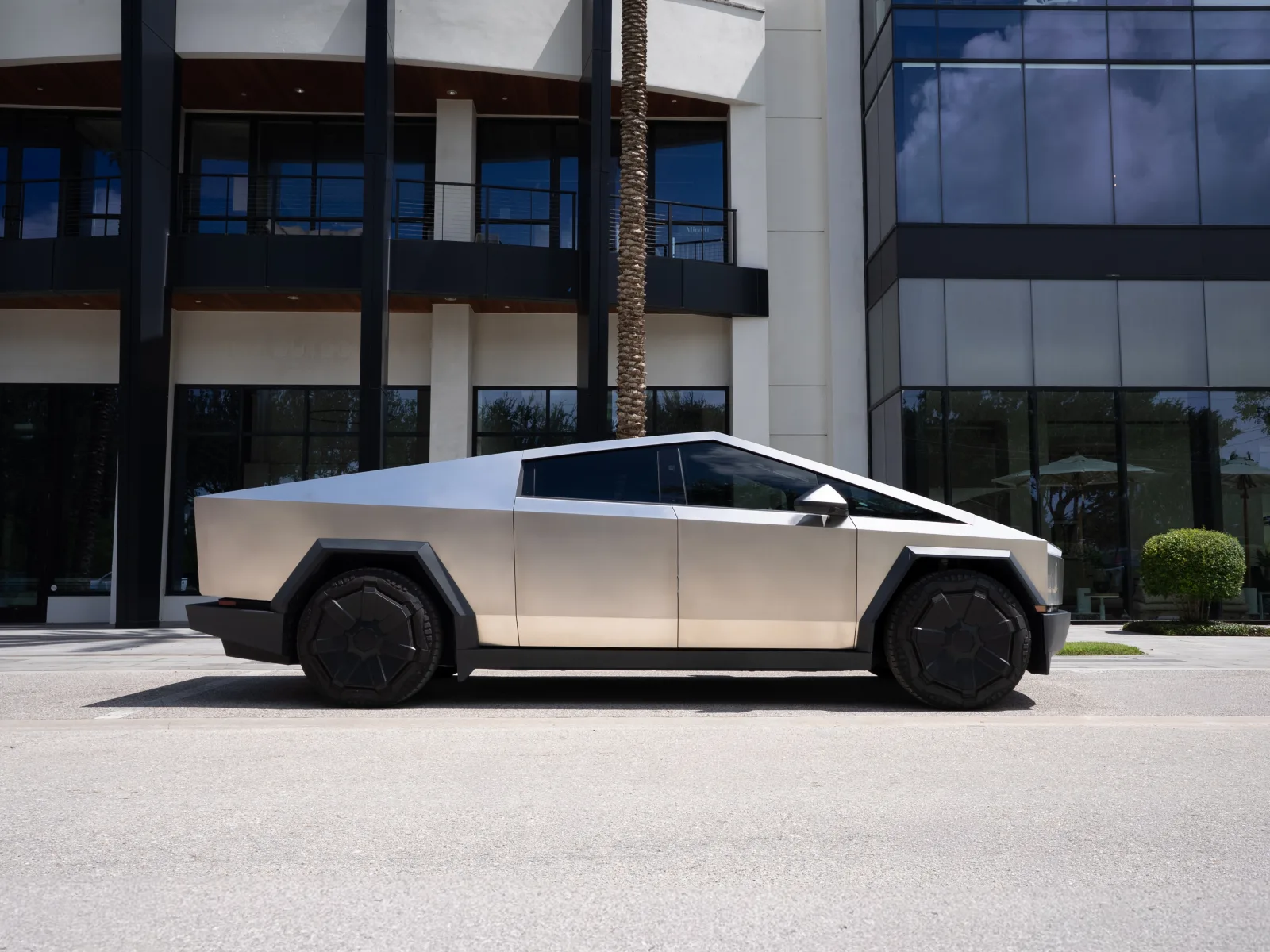 Tesla Cybertruck Foundation Series